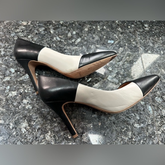 Brooks Brothers Classic Two Tone Black & White Genuine Leather Heels Size 9.5 - Picture 5 of 14